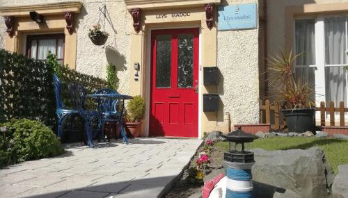 Llys Madoc, The Top Flat - Foto 1