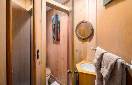 The Gingerbread Cottage - Photo 7