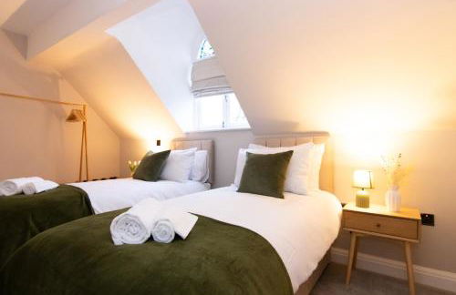 Luxury 2 BD with Free Parking & WIFI, Near Train Station and Stockport Hospital - Foto 3