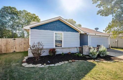 3 bed, close to Stadiums & Park, Big Yard - Photo 8