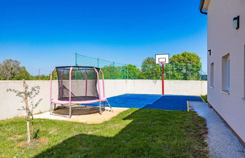 Villa Camelie near Barban for 10 people with playground for children, fitness & pet friendly - Foto 5