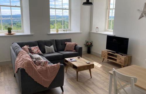 Hiltula spacious premium apartment with beautiful views - Photo 3