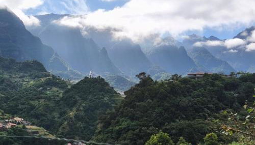 CASA GIRASSOL " uma Janela para o Nascer do Sol " - Foto 4
