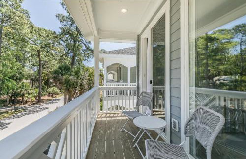 New Listing! Walking distance to Marina. - Foto 41