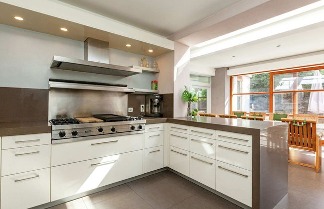 Villa Stay With Pool & Sauna - Foto 16