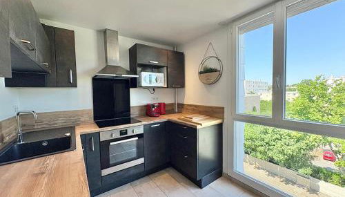 Comfortable and bright renovated 4-room apartment 5' downtown - Photo 5