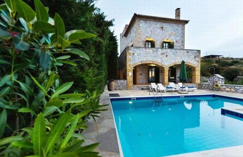 SOFIA, Luxury Stone Villa in Stoupa with Private Pool, BBQ and Amazing Sea View - Foto 2