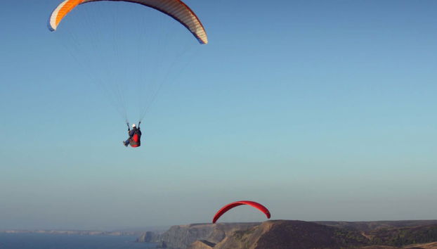Voo de parapente por Lagos