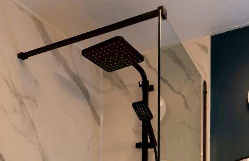 Stylish and modern studio flat Free parking - Pass the Keys - Photo 49