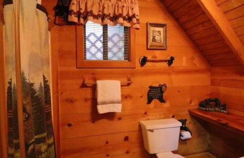 Amazing Cabin HOT tub minutes to Helen #1 - Foto 15