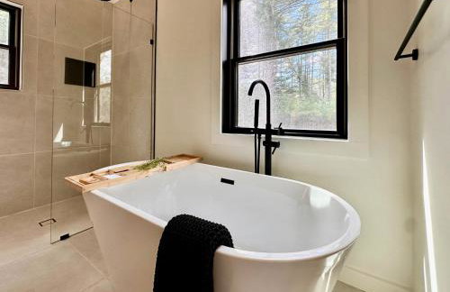 Modern Forest Retreat Near Barryville Sleeps 8 - Foto 47