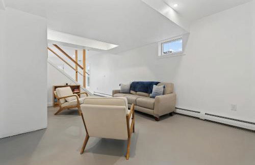 Cuttyhunk Waterfront - Private Beach & Patio - Foto 3