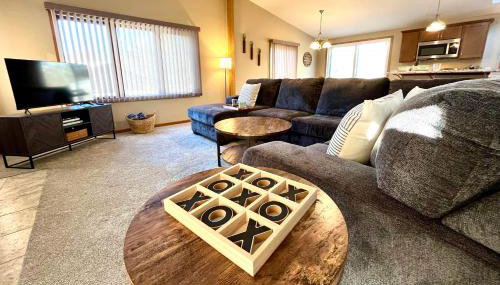 Valley View Home with Game Room, & Exclusive Beach & Pool Access - Foto 2