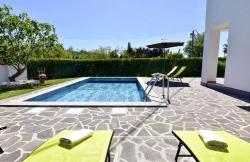 Modern holiday home with shared pool - Foto 32