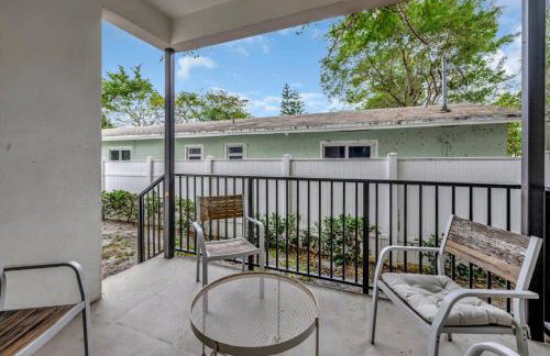 3BR 2.5BA Townhome-10 mins to FTL Beach and Downtown - Foto 9