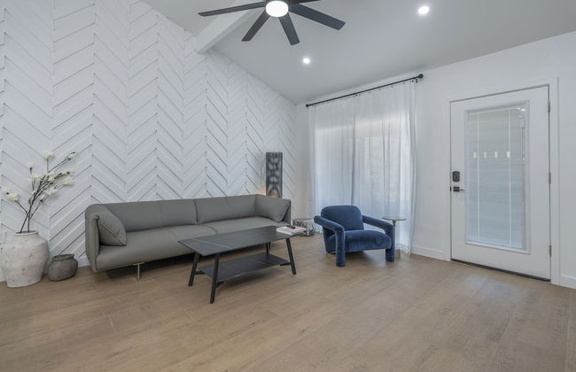 Ash & Ko Boutique Lodging - Photo 56