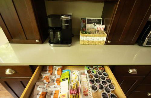 5BR, 9 Beds Sleeps 14 Game Room, Pool Access - Foto 15