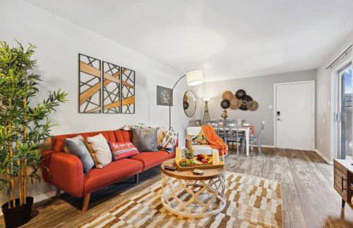 AT and T is steps away 2BD unit - Foto 18