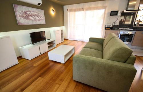 LUXURY APARTMENT - T1 vue sur piscine - PRAIA DA LUZ - Foto 9