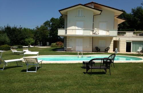 Comfortable villa lower level in Montelabbate with private pool - Photo 7