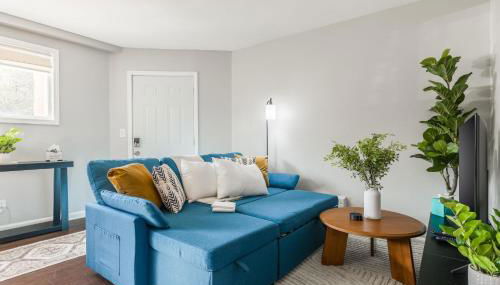 Apartment Kansas City 15mins to KCI with a KING bed and work desk - Foto 3