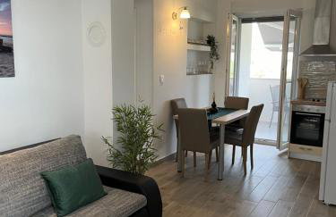 Four Stars Apartments - Foto 8