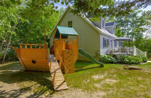 4BR Retreat, 16mi to Acadia NP, with Game Room - Foto 23