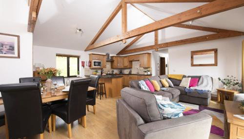 Hot Tub Bungalow - Close to Portreath - Free WiFi - Free Parking - Pet Friendly - Foto 3