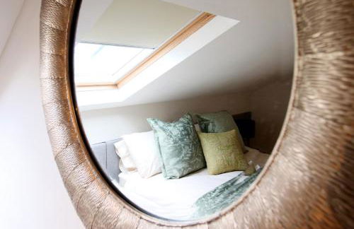 Apartment 11 Bluebridge with Free Parking - Photo 17