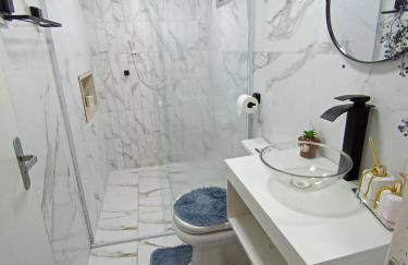 Apê com Garagem -Templo Salomão e feira da Madrugadda - Foto 4