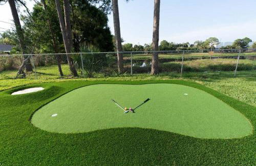 2023 Built! FineArt, Putt-Putt, Hammock, Backyard, Pet and Kid friendly - Photo 7