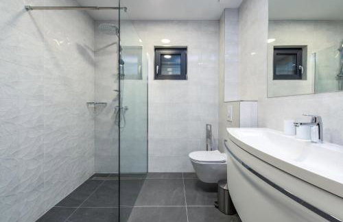 Luxury Villa Bava-5minutes to center - Foto 42