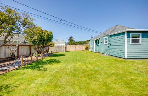 Walk to Gold Beach Charming Cottage with Yard! - Foto 23