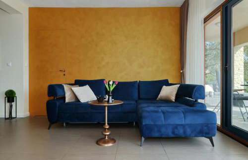 Apartment Serenity with Private Pool Near the Beach - Photo 14