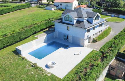 Villa Cantabria I Piscina I Jacuzzi I Bbq I Jardines I Wifi - Foto 1
