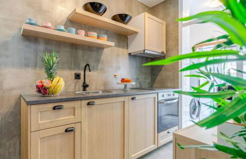 HostWise – Modern Flat w/ Terrace | Near the Beach - Photo 12