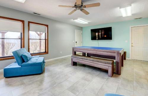 Stunning Maggie Valley Getaway with Decks, Fire Pit! - Foto 20