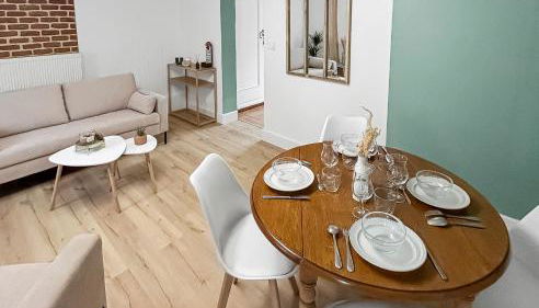 Séjour Élégant à la Porte de Lille - Foto 2