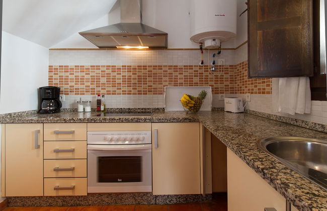 Apartamentos Los Patios de la Judería - Photo 40