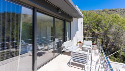 Villa Valentino Modern Villa with heated pool - Photo 5