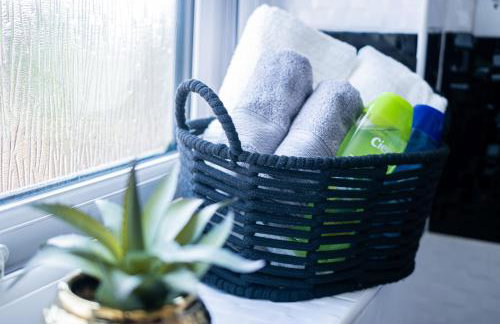 Stunning 3Bedroom Home Ideal for Long & Short Stay - Foto 15