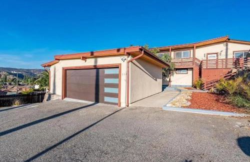 Mountains Views with Pool & Basketball, Relax & Play! - Foto 40