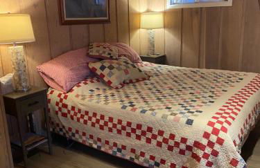 Sunset Serenity - INCREDIBLE HOME ON LAKE BLUFF! - Photo 36