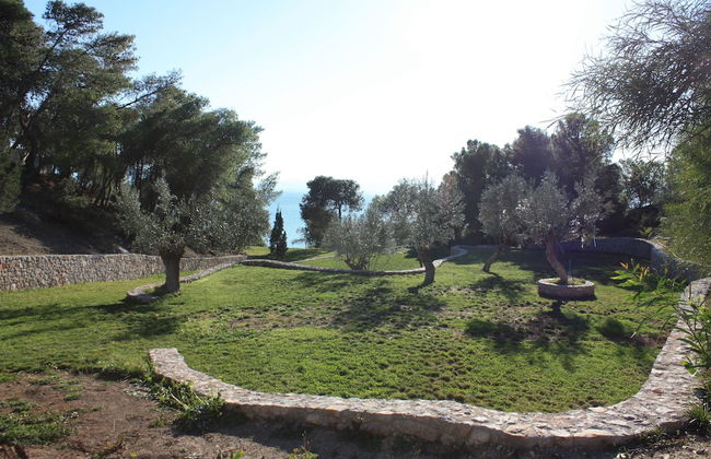 Villa With Private Beach - Photo 26