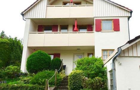 Ferienwohnung #4 mit Terrasse in zentraler dennoch ruhiger Lage - Stadtbus vor der Tür! - Foto 25