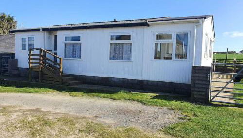 On farm Chalet, sleeps 6, Rhoshirwaun - Foto 2