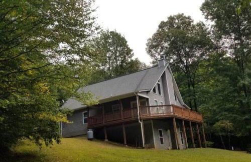 Beautiful Tranquil Mountain Home in Andrews, NC - Foto 4