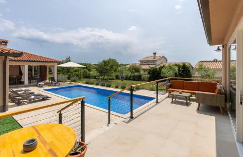 Luka's house - Photo 30