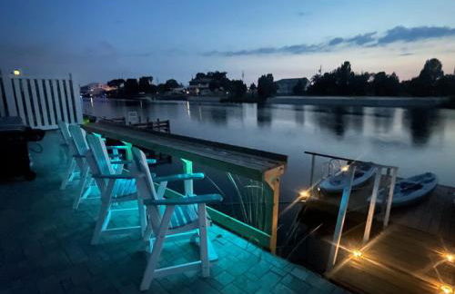 SaltwaterPool- GameRoom -Tropical Sunsets - Kayaks - Fishing - Foto 16