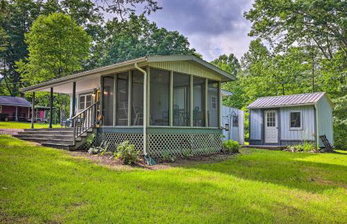 Rustic Hideaway with Fire Pit Less Than 1 Mi to River! - Foto 23